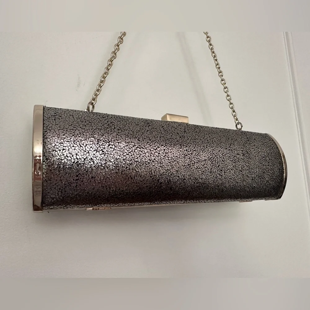 Banana Republic gold and silver evening bag/clutch - Picture 16 of 16